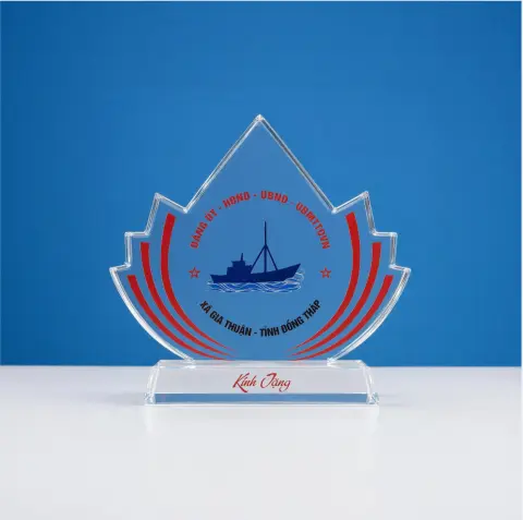 Kỷ niệm chương theo yêu cầu